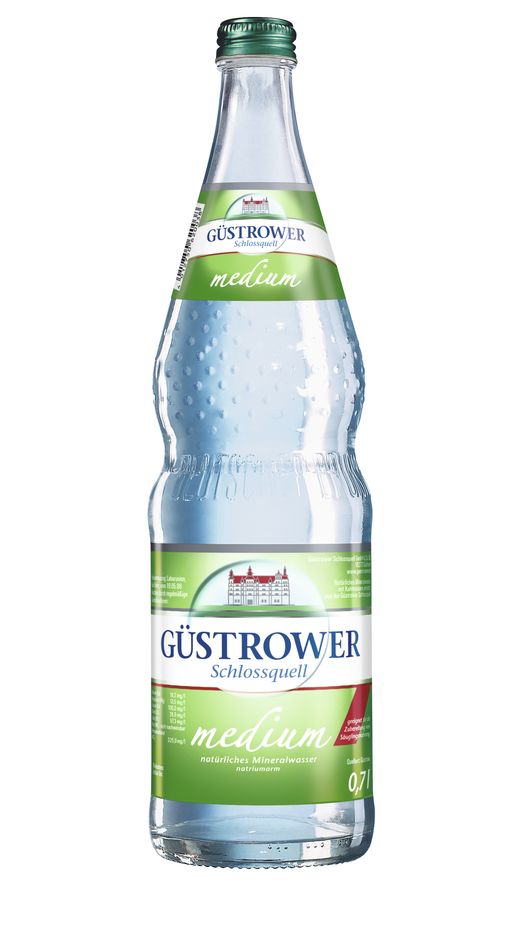Güstrower Schlossquell Medium natürliches Mineralwasser natriumarm 0,7l MW
