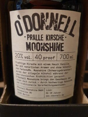 O' Donnell Moonshine Pralle Kirsche - Geschenkset mit Ausgießer 20% 0,7l